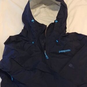 Patagonia Women's Dark Navy Rain Jacket with Aqua Accents